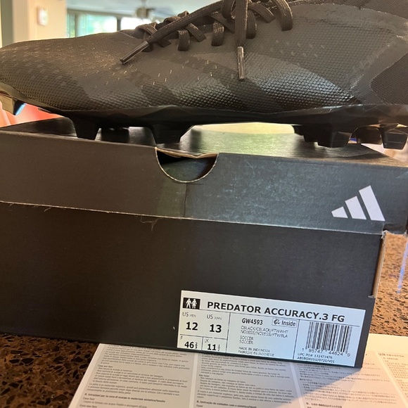 Adidas Predator Mens Soccer Shoes Sz 12 - Picture 7 of 10